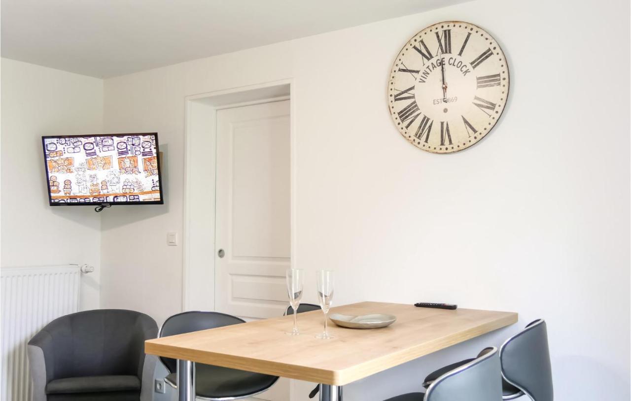 Gorgeous Apartment In Pirou With Kitchen Exteriör bild